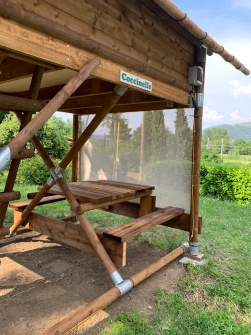 Location - Cabane Sur Pilotis "Standard" (N°13) - image n°2 - CAMPING ISERAND CALME et NATURE***