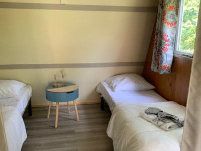 Chalet No. 5 Yucca, 30 m², semi-comfort, optional air conditioning