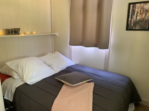Location - Chalet N°2 Ter Club 33 M2 Tout Confort Avec Tv Climatisation En Option - image n°5 - CAMPING ISERAND CALME et NATURE***