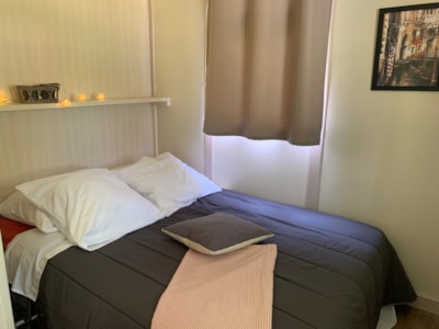 Cabin No. 4 Albizia, 28 m², fully equipped, optional TV, optional air conditioning