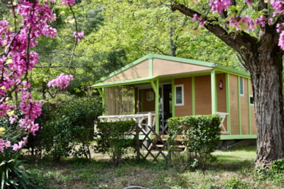 Chalet No. 2B Club: 33 m² with all modern amenities, including TV; air conditioning available as an