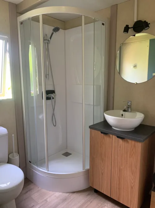 Location - Chalet N°2 Bis Club 37 M2 Tout Confort Climatisation En Option - image n°7 - CAMPING ISERAND CALME et NATURE***