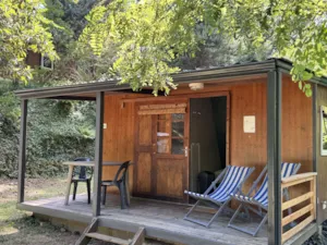 Locatif - Chalet n°8 Camp'nature+  22m² sans sanitaire - CAMPING ISERAND CALME et NATURE***