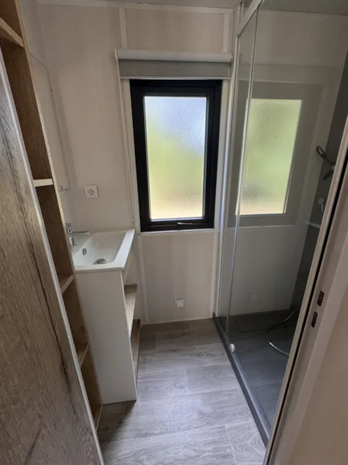 Location - Chalet N°3 Cosy 32 M²  Tout Confort Et Climatisé - image n°5 - CAMPING ISERAND CALME et NATURE***