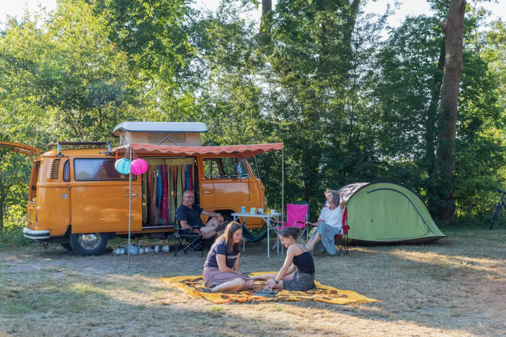 Pitch - Camping Pitch - Camping de Lyon