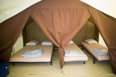 Classic IV Wood & Canvas tent