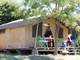 Huuraccommodatie(s) - Tent Lodge 32 Sam With Sanitary - 4 Ad + 1 Ch - Camping Koawa Forcalquier Les Routes de Provence