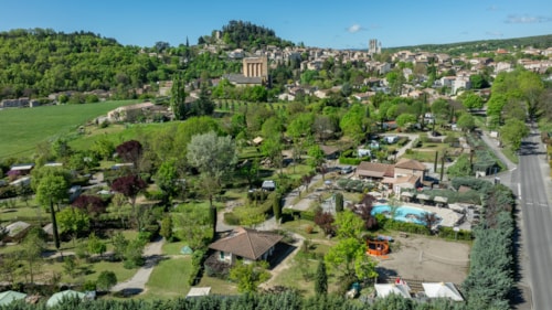 Foto #1 van Camping Les Routes de Provence