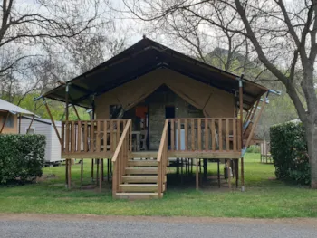 Mietunterkunft - Lodges Safari 27M² Avec Sanitaire - Camping Les Loges
