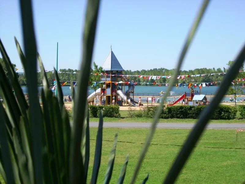 Base de Loisirs - Camping du Lac Cormoranche