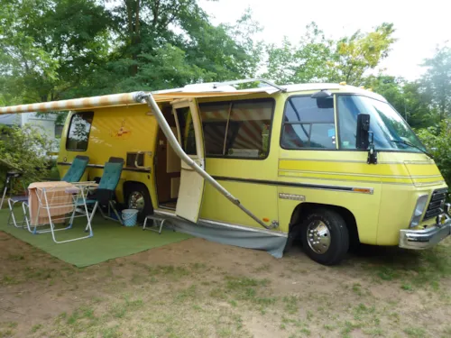 Stellplatz - Stellplatz: 1 Fahrzeug / Hone Strom - image n°4 - Base de Loisirs - Camping du Lac Cormoranche