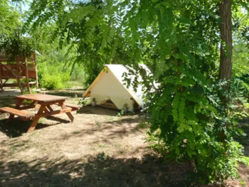 Mietunterkunft - Biwak Zelt - Base de Loisirs - Camping du Lac Cormoranche