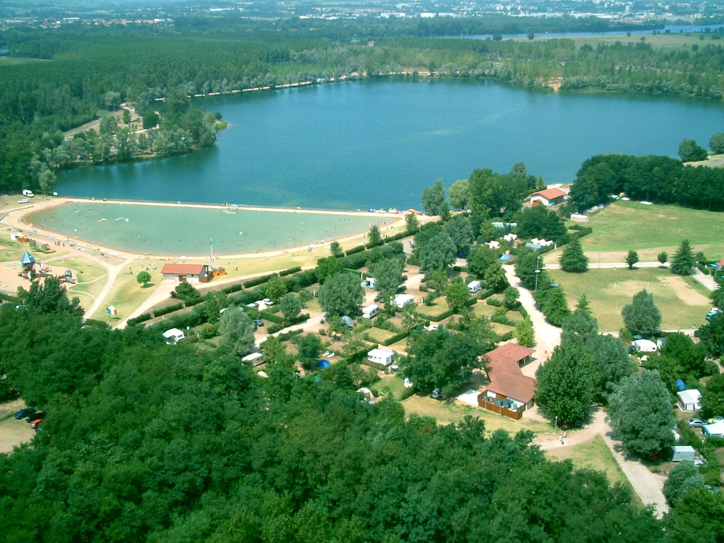 Base de Loisirs - Camping du Lac Cormoranche — Photo 1