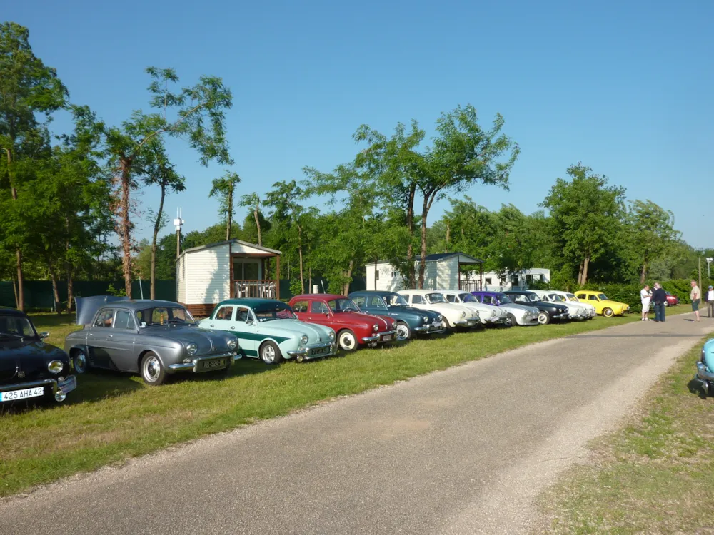 Base de Loisirs - Camping du Lac Cormoranche