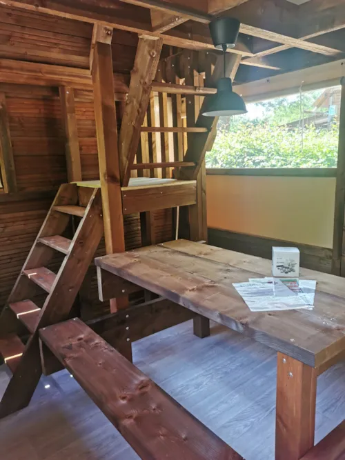 Accommodation - Tente Lodge Pour Cyclistes, Randonneurs - image n°5 - Base de Loisirs - Camping du Lac Cormoranche