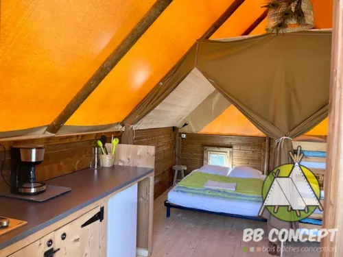 Location - Tente Amazone - image n°3 - Base de Loisirs - Camping du Lac Cormoranche