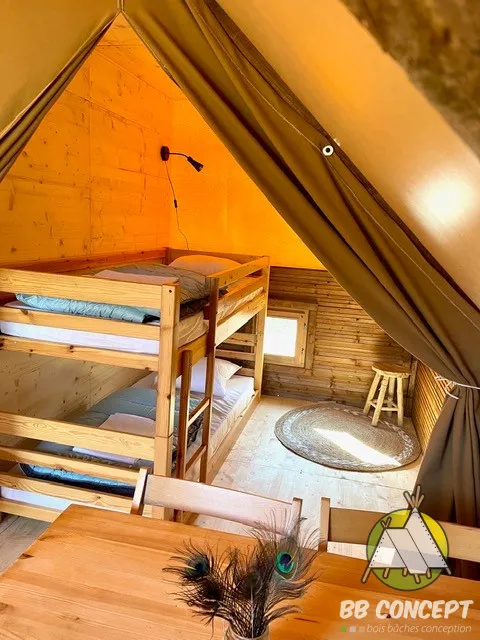 Location - Tente Amazone - image n°4 - Base de Loisirs - Camping du Lac Cormoranche