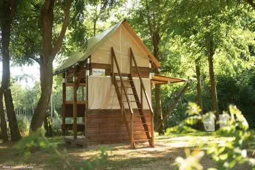 Accommodation - Bivouac Tent Pitched - image n°2 - Base de Loisirs - Camping du Lac Cormoranche