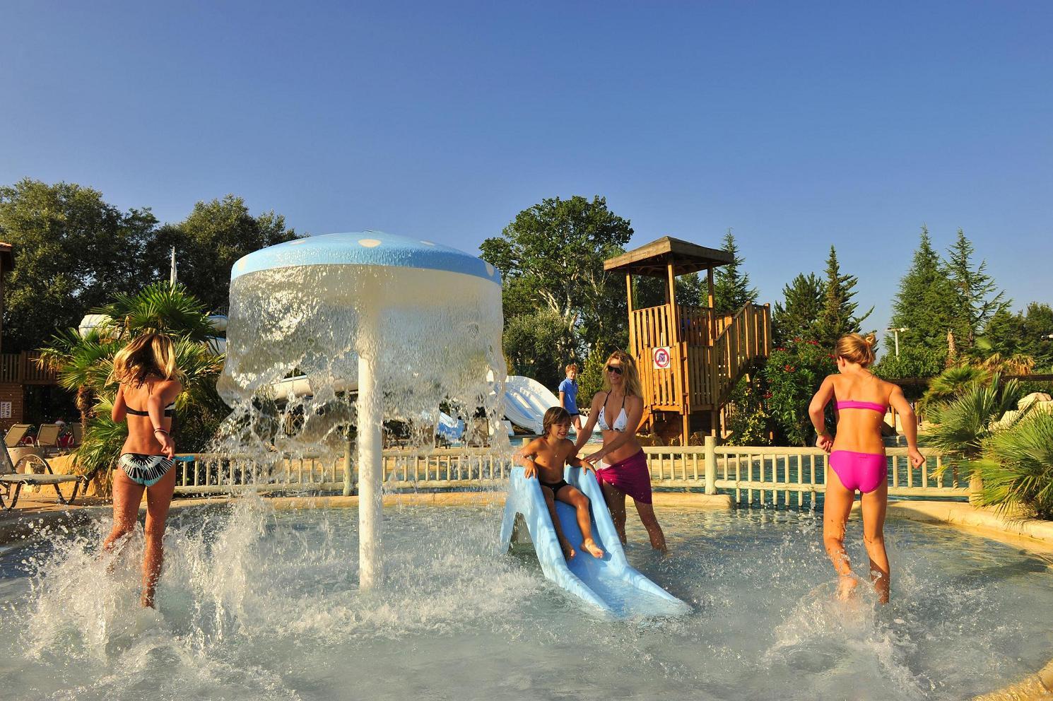 Capfun - Camping Le Sagittaire - Auvergne-Rhône-Alpes - Image n°4 Capfun - Camping Le Sagittaire - Auvergne-Rhône-Alpes - Image n°4