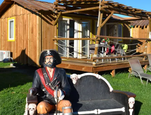 Location - Mobile-Home Pirate Sun Top Presta - image n°1 - Capfun - Camping Le Sagittaire