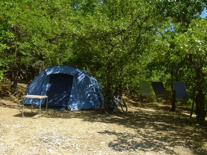 Emplacement Camping Tente Sans Électricité