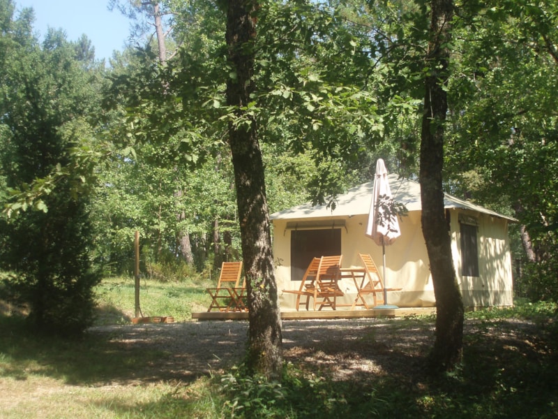 Gemeubileerde tent MAYOTTE