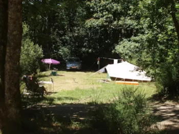 Kampeerplaats(en) - Kampeerplaats Tent/Caravan - Centre Naturiste Le Fiscalou