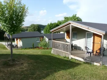Mietunterkunft - Chalet 28M² (2 Zimmer) + Überdachte Terrasse - Camping Les Coteaux du Lac
