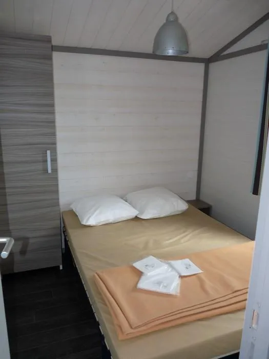 Chalet 35M² (3 Chambres) Avec Terrasse Couverte