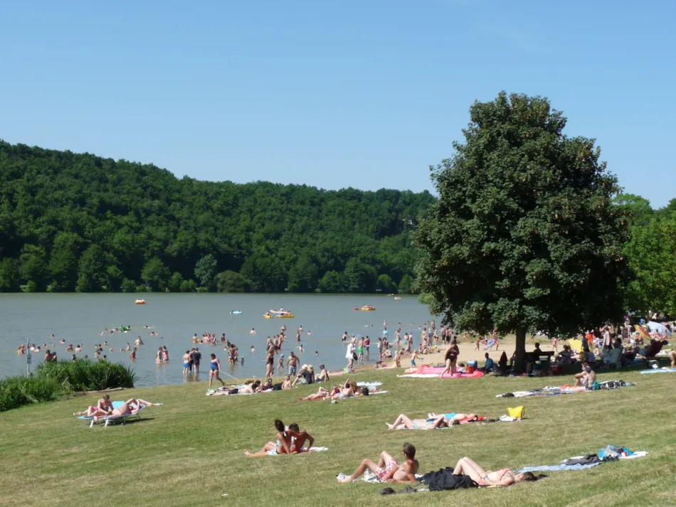 Camping Les Coteaux du Lac