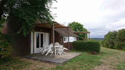 Chalet Le Parc des Coteaux 35m² (2 bedrooms) 800m du camping