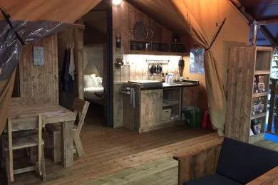 Bungalow Toilé Meublé Woody 27M2 Avec Sanitaires 2Ch