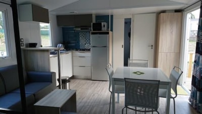 Mobile-home Corail 52m2 - 3 bedrooms, half-covered terrace