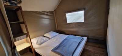 Wood Lodge 23m² – 2 bedrooms, covered terrace