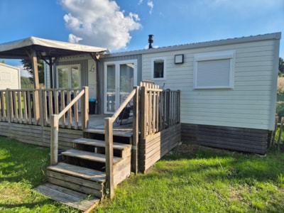 Mobile home. Alizé 48m². 3 bedrooms – 5 people. Semi-covered terrace.