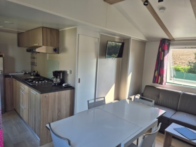 Mobile home. Alizé 48m². 3 bedrooms – 5 people. Semi-covered terrace.