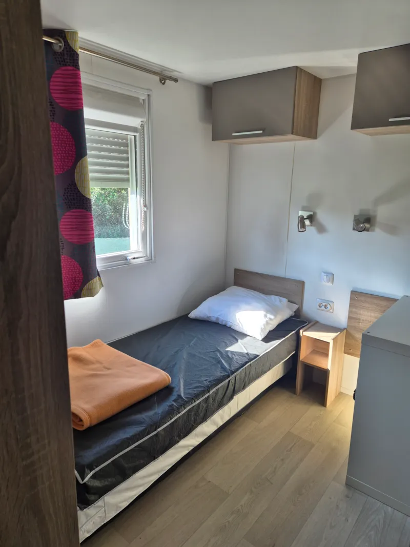 Mobil-Home. Alizé 48M2. 3Ch - 5Pers. Terrasse 1/2 Couverte