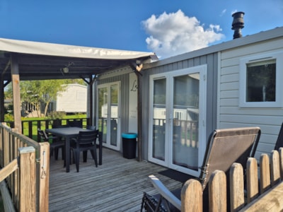 Mobile home. Alizé 48m². 3 bedrooms – 5 people. Semi-covered terrace.