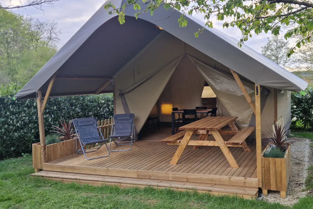 Camping Les Coteaux du Lac