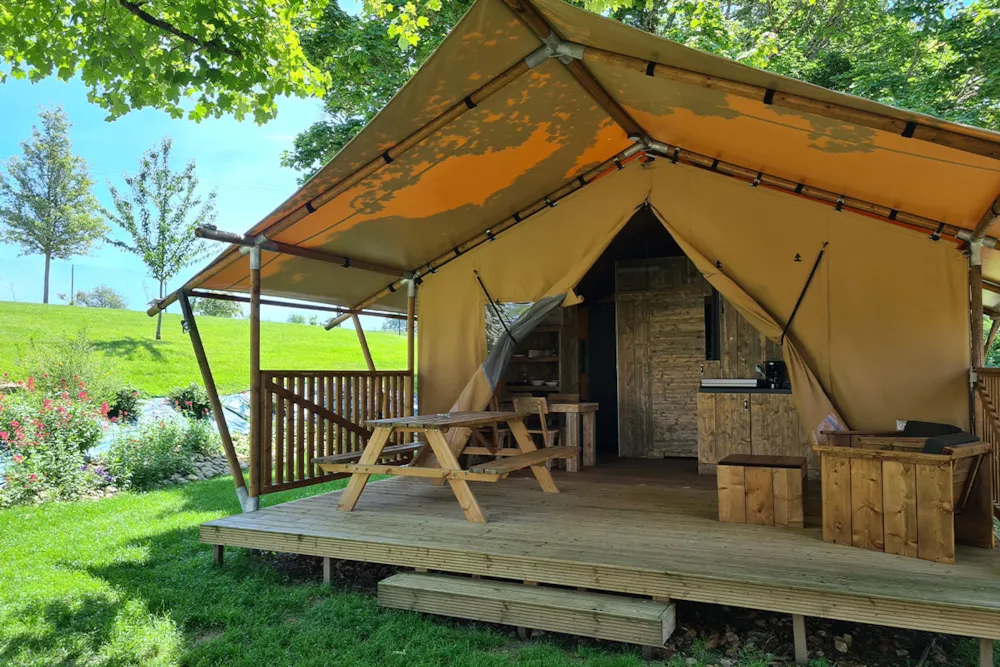 Camping Les Coteaux du Lac