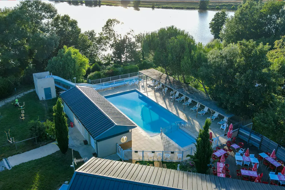 Camping Les Coteaux du Lac