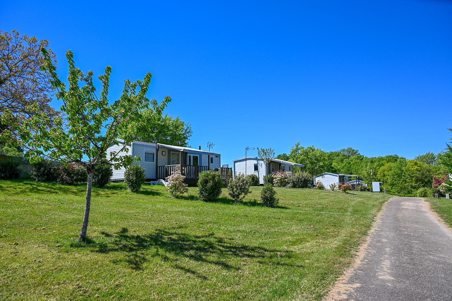 Camping Les Coteaux du Lac — Photo 8