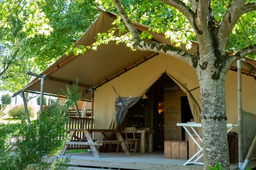 Camping Les Coteaux du Lac