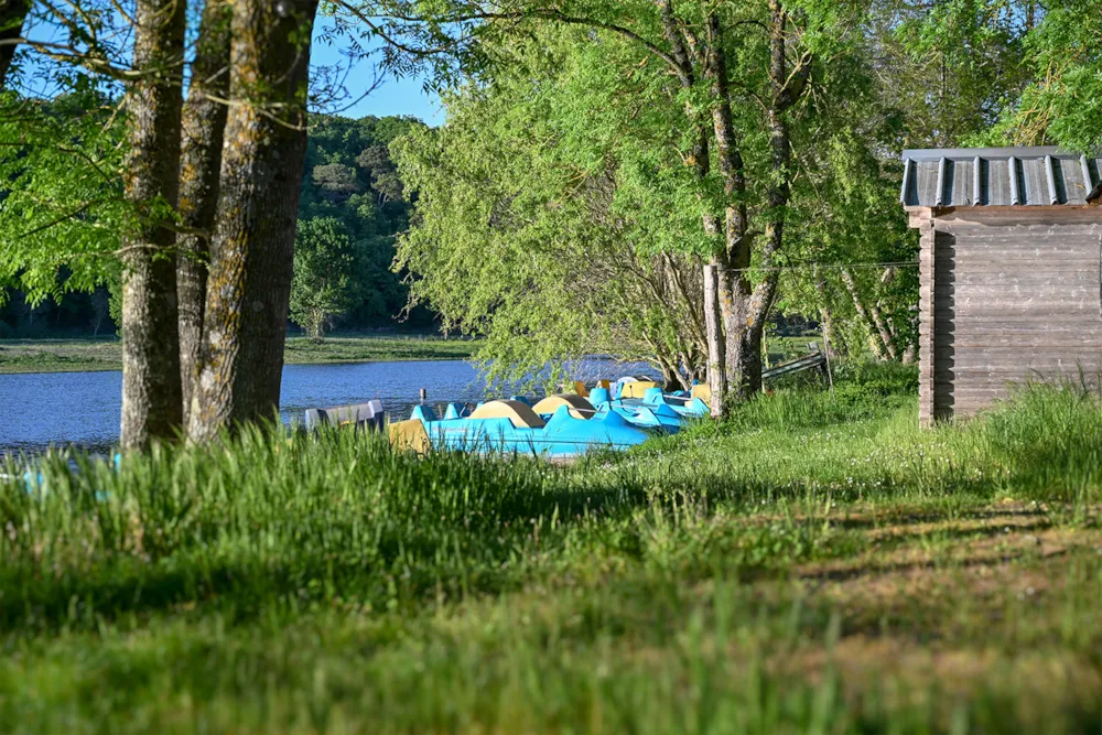 Camping Les Coteaux du Lac