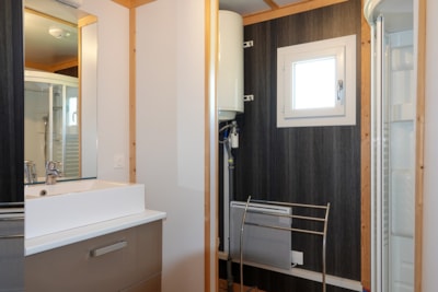 Chalet Horizon 85m² (4 bedrooms) with covered terrace - Le Parc des Coteaux (800 m from campsite)