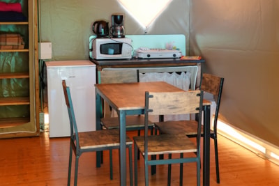 Canvas bungalow  Canada 20m² (2 bedrooms) with covered terrace