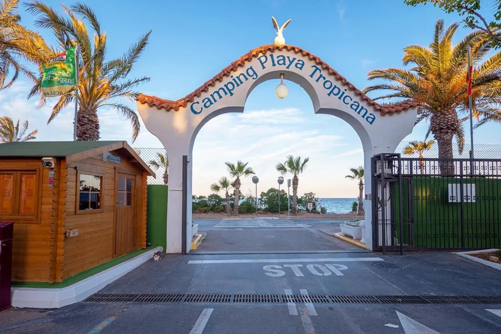 Camping Caravaning Playa Tropicana