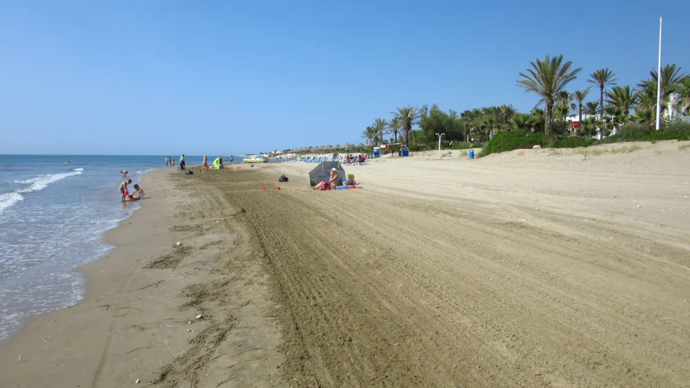 Camping Caravaning Playa Tropicana