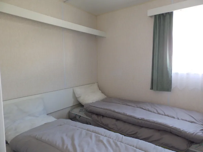 Mobil Home Pluton 2000