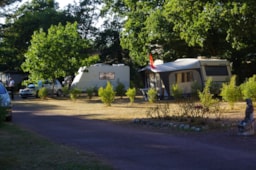 Camping de l'Hermitage - image n°3 - Roulottes